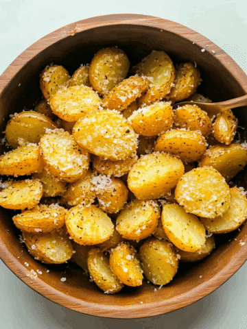 Roasted Garlic Parmesan Potatoes
