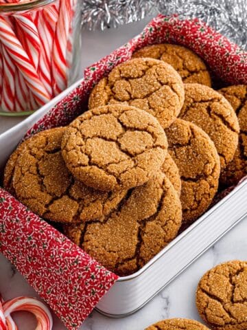Soft Gingersnap Cookies Recipe