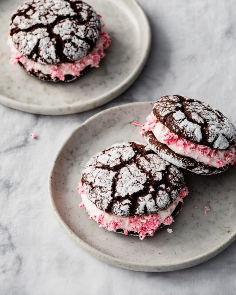 Crinkle Cookies with Peppermint Cream Recipe