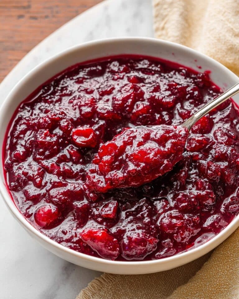 Easy Homemade Cranberry Sauce with Orange and Cinnamon Recipe