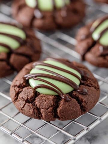 Chocolate Mint Thumbprint Cookies Recipe