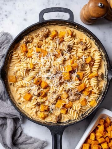 Ground Beef and Roasted Butternut Squash Pasta with Creamy Cheese Sauce Recipe