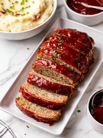 Pioneer Woman Meatloaf with Bacon and Tangy Ketchup Glaze Recipe