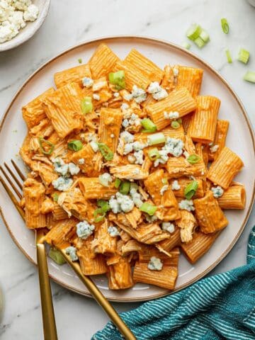Creamy Buffalo Chicken Pasta Recipe