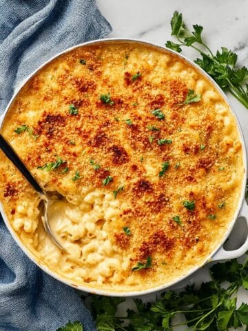 Classic Baked Macaroni and Cheese Recipe