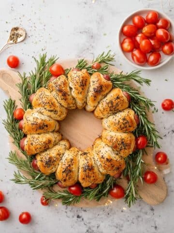 Pigs in a Blanket Wreath Recipe