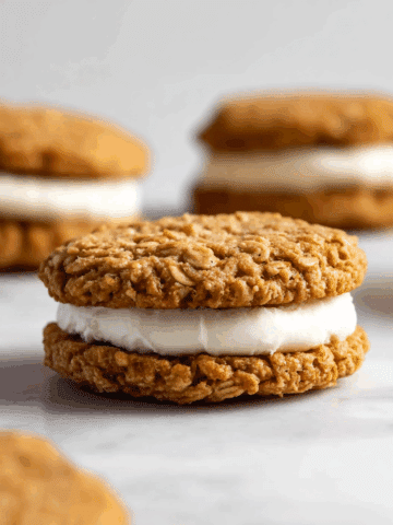 Pumpkin Oatmeal Cream Pies