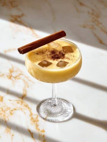 Amaretto Eggnog Spritz Recipe