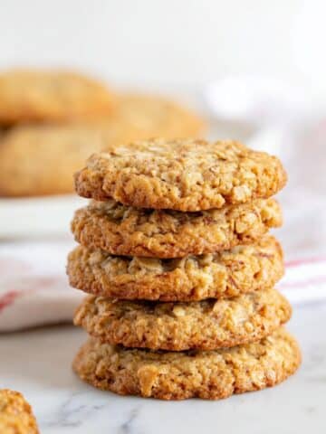 Brown Sugar Oatmeal Toffee Crunch Cookies Recipe
