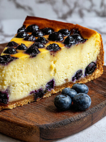 Flourless Protein Cake with Blueberries Recipe