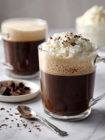 Homemade Rich and Creamy Hot Chocolate Recipe