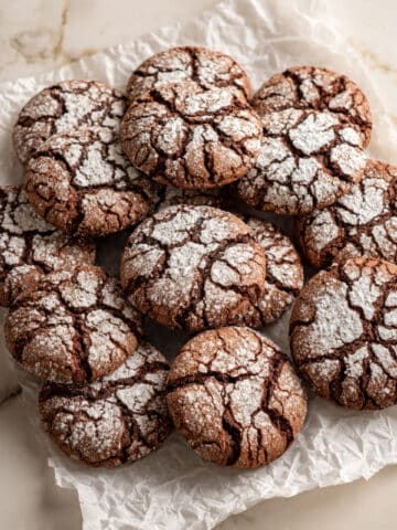 Gingerbread Crinkle Cookies Recipe