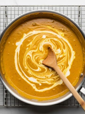 Easy Curry Sauce with Chicken and Rice Recipe