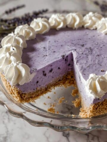 Creamy Lavender Cheesecake With Graham Crackers Recipe
