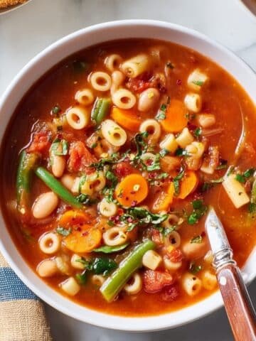 Hearty Minestrone Soup Recipe