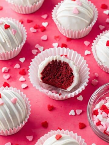 Red Velvet Cake Truffles Recipe