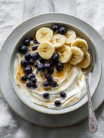 Easy Peanut Butter Greek Yogurt Bowl Recipe