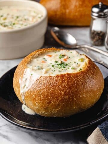 Creamy Clam Chowder with Potatoes and Vegetables Recipe