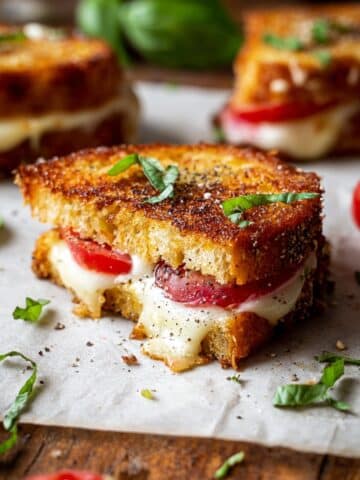 Caprese Grilled Cheese Sandwiches Recipe