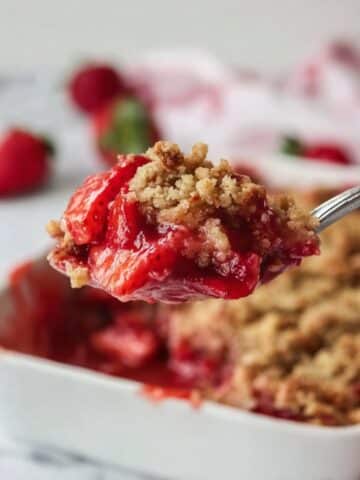 Fresh Homemade Strawberry Crisp Recipe