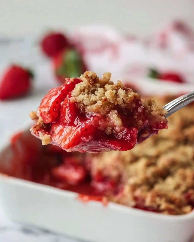 Fresh Homemade Strawberry Crisp Recipe