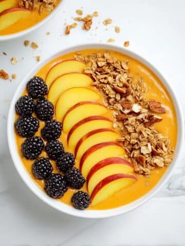 Apricot Oatmeal Fruit Smoothie Bowls Recipe