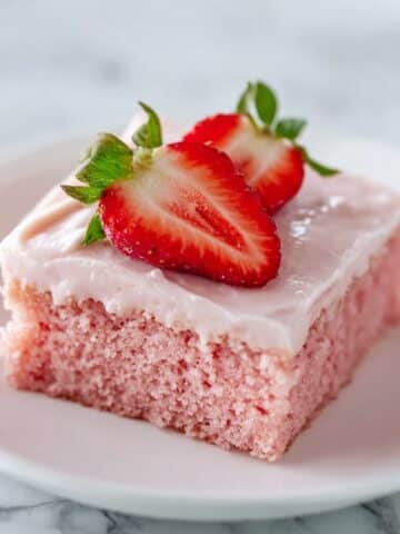 Strawberry Sheet Cake Recipe