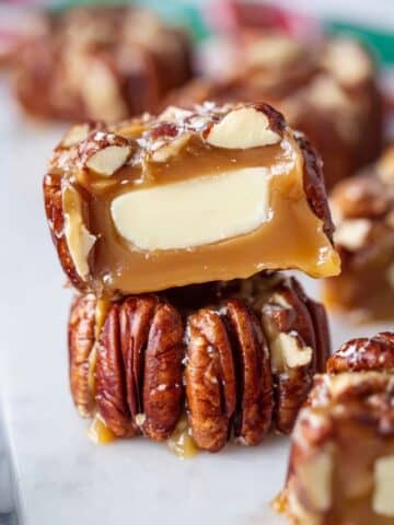 Caramel Candy Pecan Roll Recipe