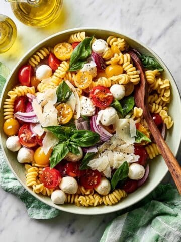 Caprese Pasta Salad Recipe