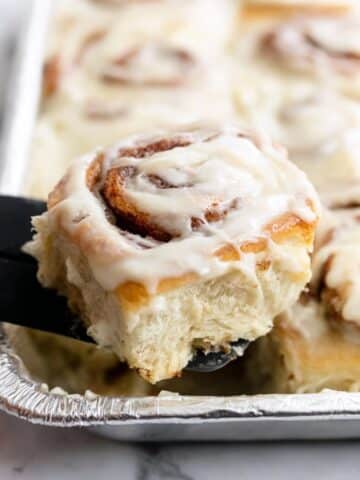 Fluffy Homemade Cinnamon Rolls Recipe