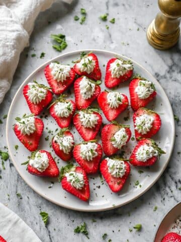 Cheesecake Stuffed Strawberries Recipe
