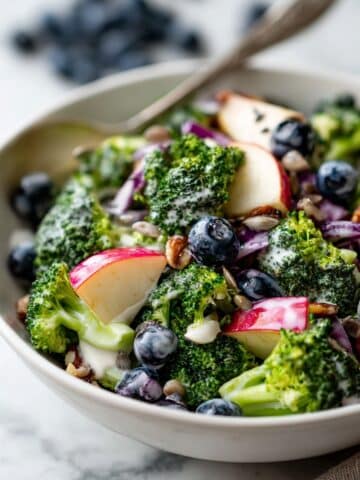 Healthy Broccoli Salad Recipe