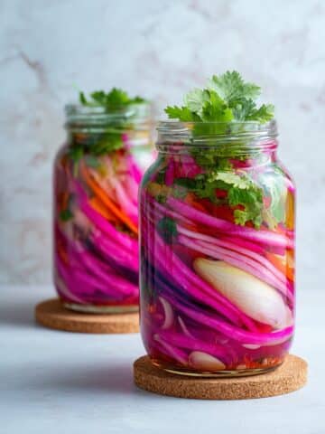 Spicy Pickled Red Onions Recipe