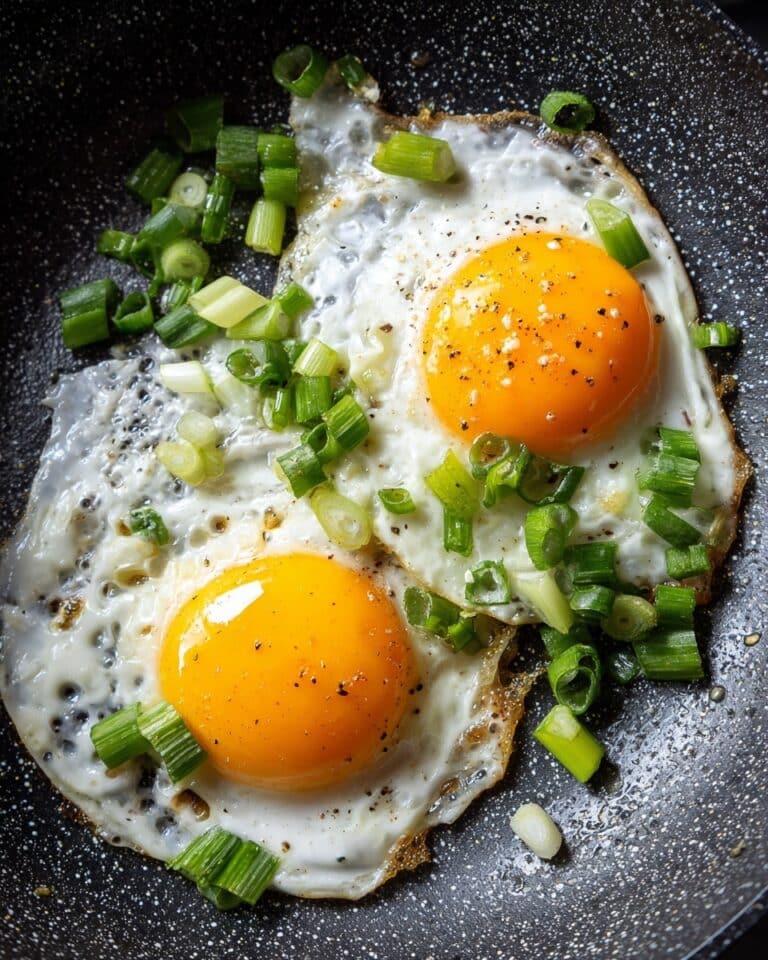 10 Min Pan-Fried Eggs with Green Onions Recipe