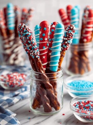4th of July Chocolate Covered Pretzel Rods Recipe
