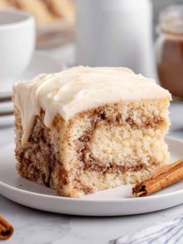 Cinnamon Roll Poke Cake Recipe