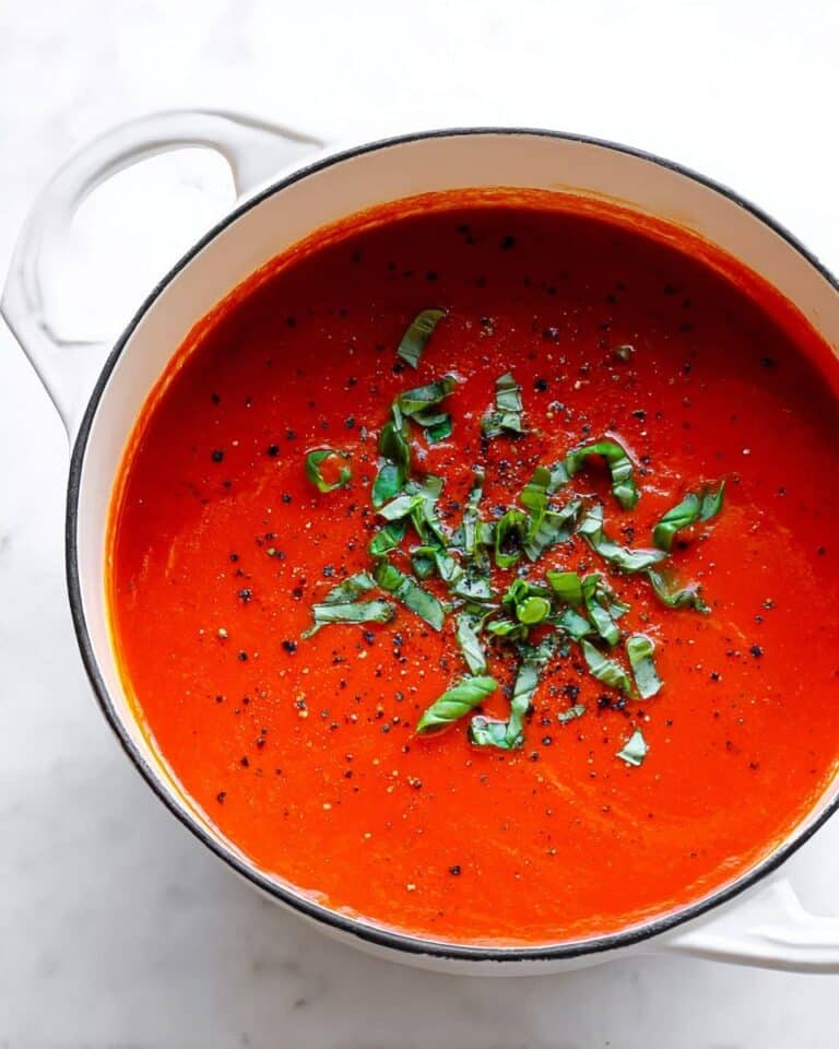 20-Minute Creamy Tomato & Basil Soup Recipe