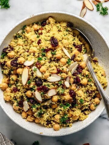 One Pot Moroccan-Inspired Chickpea Quinoa Salad Recipe