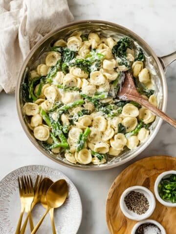 Creamy Asparagus Pasta Recipe