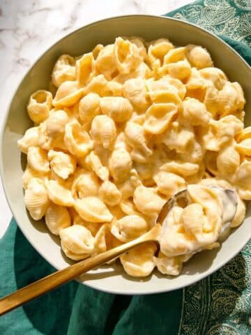 Classic White Cheddar Mac and Cheese Recipe