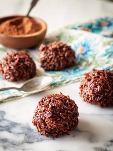 Chocolate Coconut Macaroons Recipe