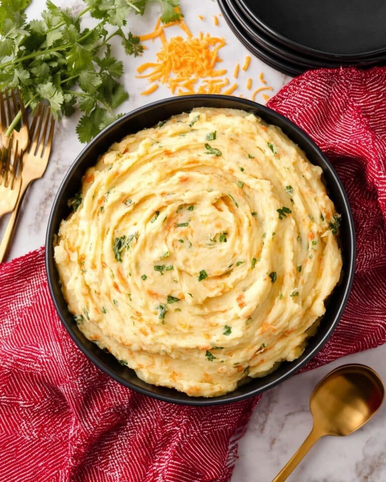 Chipotle Cheddar Mashed Potatoes Recipe