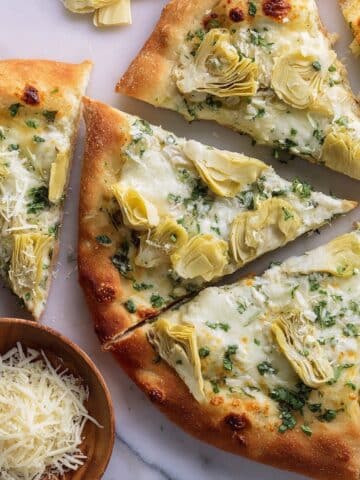 Artichoke Spinach and Garlic Cheese Pizza Recipe