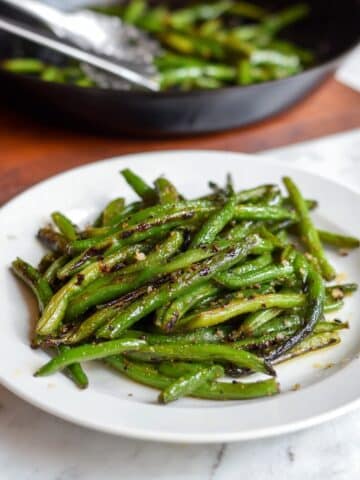 Amazing Garlic Green Beans - Skillet or Grill Recipe
