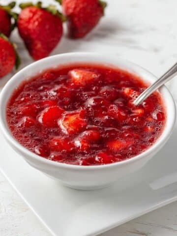 3 Ingredient Strawberry Sauce Recipe