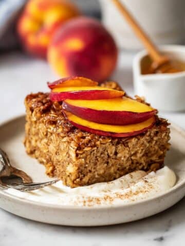 Peach Baked Oatmeal with Greek Yogurt Recipe