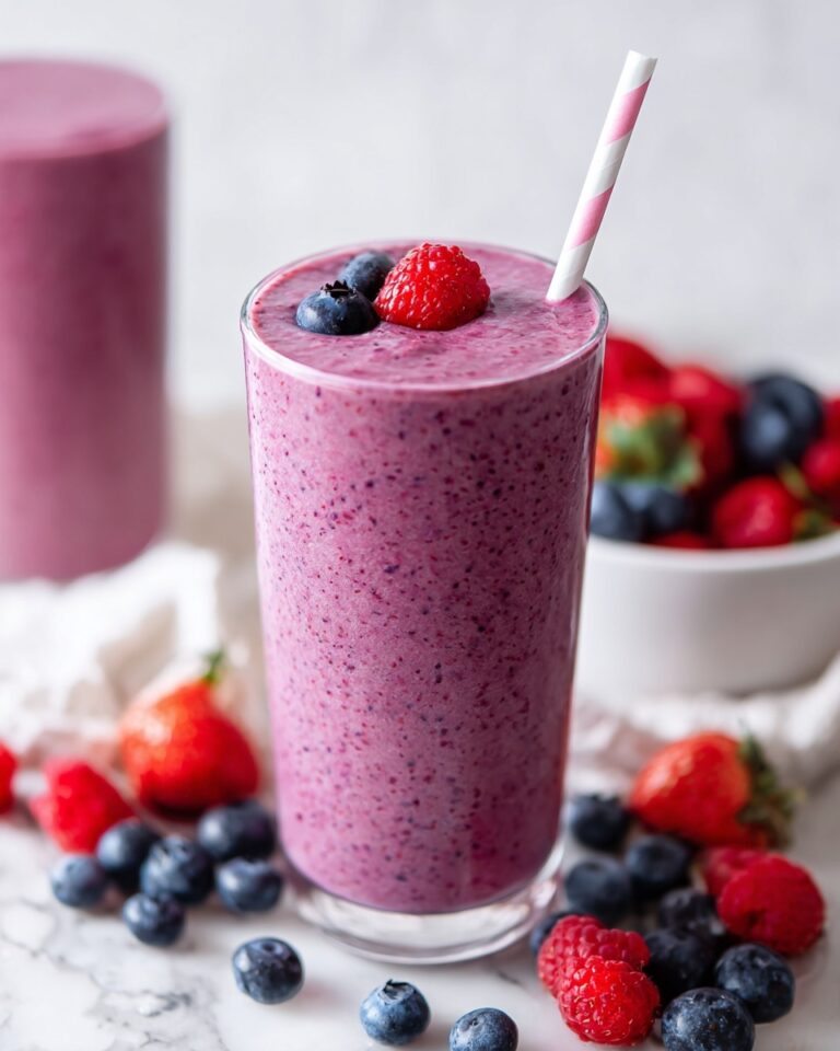 Easy Berry Smoothie Recipe