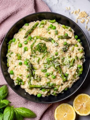 One Pot Orzo with Asparagus and Peas Recipe