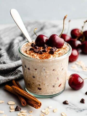 Overnight Steel Cut Oats with Fresh Berries and Chocolate Chips Recipe
