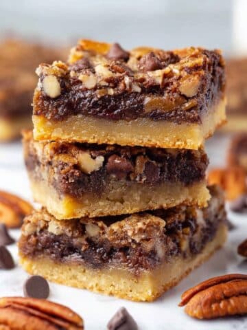 Homemade Chocolate Pecan Pie Bars Recipe